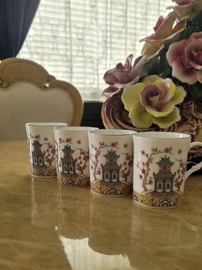 Kingsbury Chinese Pagoda & Pink Cherry Blossom Oriental Bird Fine Bone China Mug